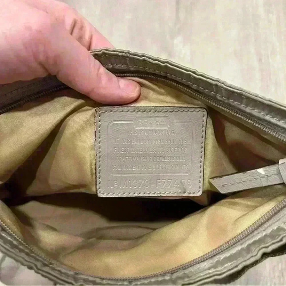 Coach Authentic Signature Getaway Nylon Adjustable Crossbody Bag Purse Grey - Picture 6 of 6